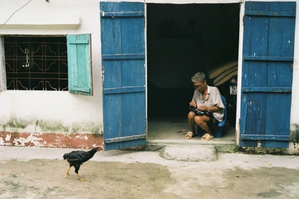 Đi Cô Tô thì chừng hai đến ba ngày là đủ. Tất nhiên là có ở cả tuần lễ thì cũng không sao vì Cô Tô dễ gây nghiện lắm, đến đó rồi thì chỉ muốn có thể ở lại, ở lâu hơn mà chẳng muốn về nữa.