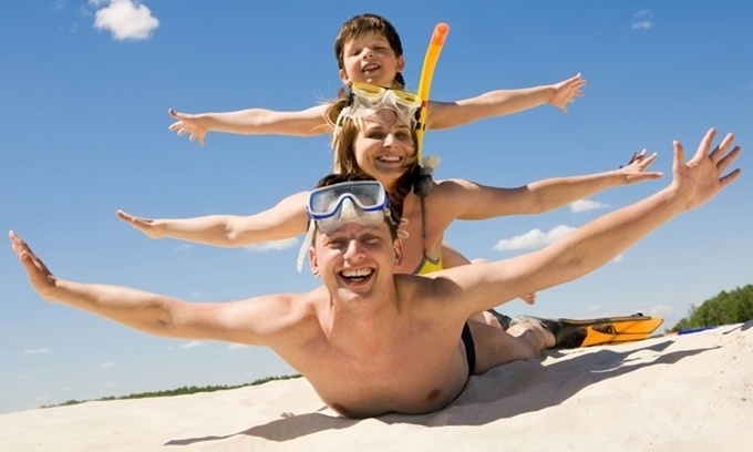 Meo vat cho chuyen di bien an tam va thoa suc vay vung hinh anh