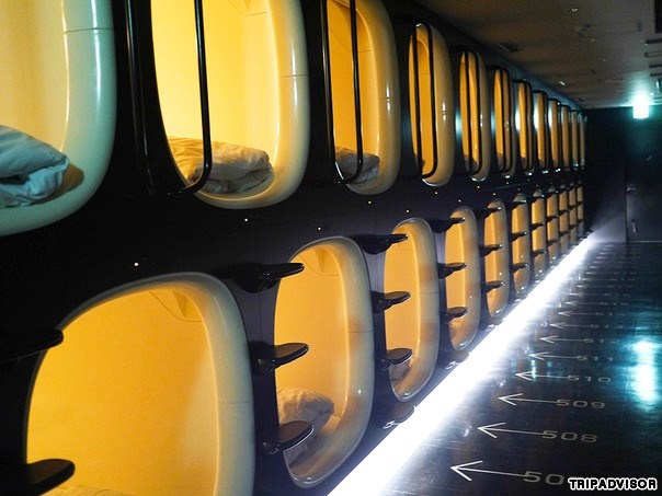 5. 9 Hours Capsule, Kyoto, Nhật Bản. Điểm đặc biệt trong khách sạn là phòng ngủ có hệ thống kiểm soát giấc ngủ, mang lại sức khỏe tốt cho du khách.