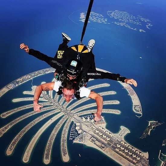 Khám phá Dubai từ trên cao. Ảnh: Popsugar.
