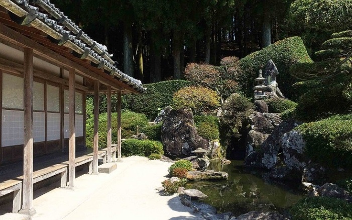 Có 7 khu dinh thự mở cửa cho khách tham quan tại Chiran. Trong ảnh là dinh thự Mori Shigemitsu, nơi duy nhất có một cái ao trong số 7 dinh thự.