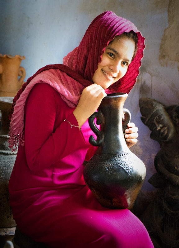 Thiếu nữ chăm. Ảnh: NgNgocBich.