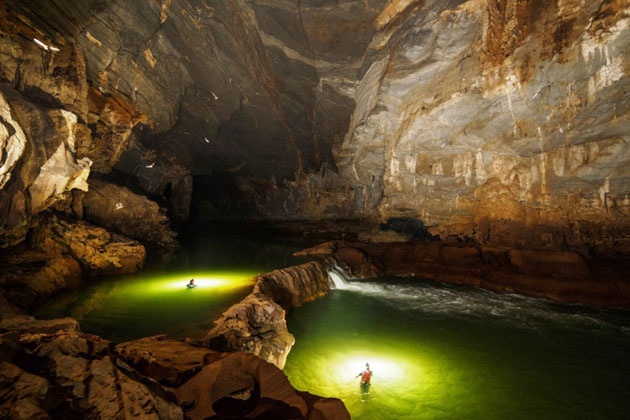 Tour chinh phuc Son Doong co gia 64,5 trieu dong hinh anh