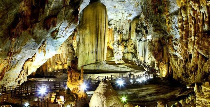 Động Thiên Đường. Ảnh: Quangbinhtourist.vn.