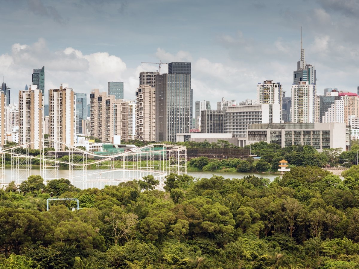 15.	Thâm Quyến, Trung Quốc: 420 tòa nhà cao tầng trên diện tích 2020 km2.