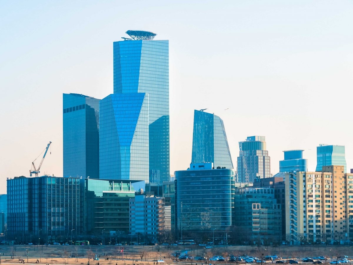 5.	Seoul, Hàn Quốc: 3023 tòa nhà cao tầng trên diện tích 616 km2.