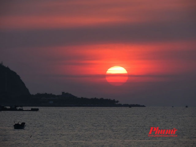 Bình minh ở Bãi Tre.