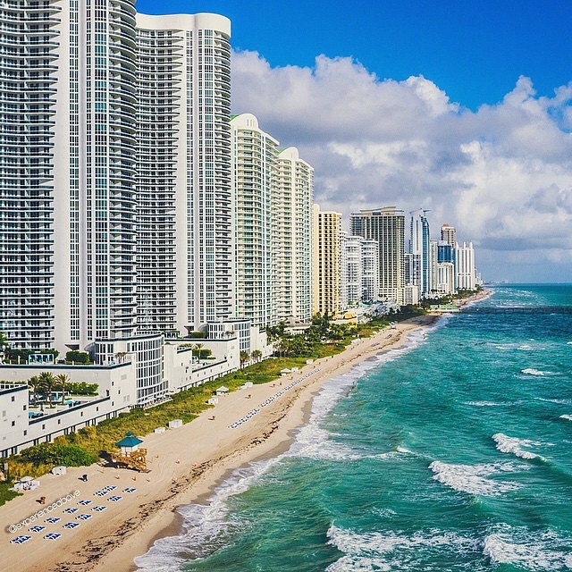 Bãi biển ở Bắc Miami, bang Florida, Mỹ.