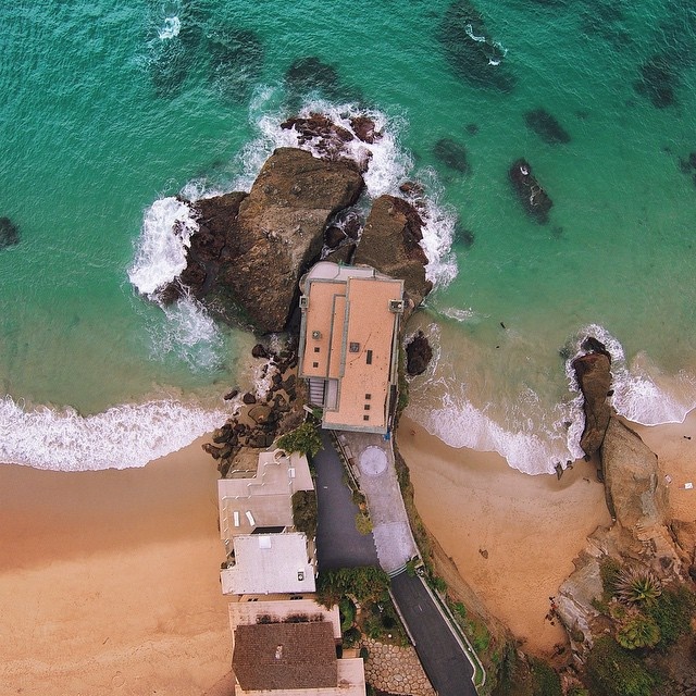 Bãi biển Laguna, California, Mỹ.