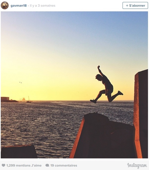 6.	@gavman18: Gavin Pickford là một nhiếp ảnh gia và là một đại sứ thương hiệu của Nam Phi, người đã chụp những bức ảnh tuyệt đẹp về hoàng hôn, bình minh hay những bức ảnh đẹp về ánh sáng nói chung. Mặc dù anh không lưu lại vị trí của những bức ảnh, nhưng chỉ cần nhìn qua bất kỳ trong số chúng cũng sẽ gợi ham muốn du ngoạn cho bất kỳ ai. Theo dõi anh ấy để chiêm ngưỡng những bức ảnh đẹp lung linh với ánh sáng.