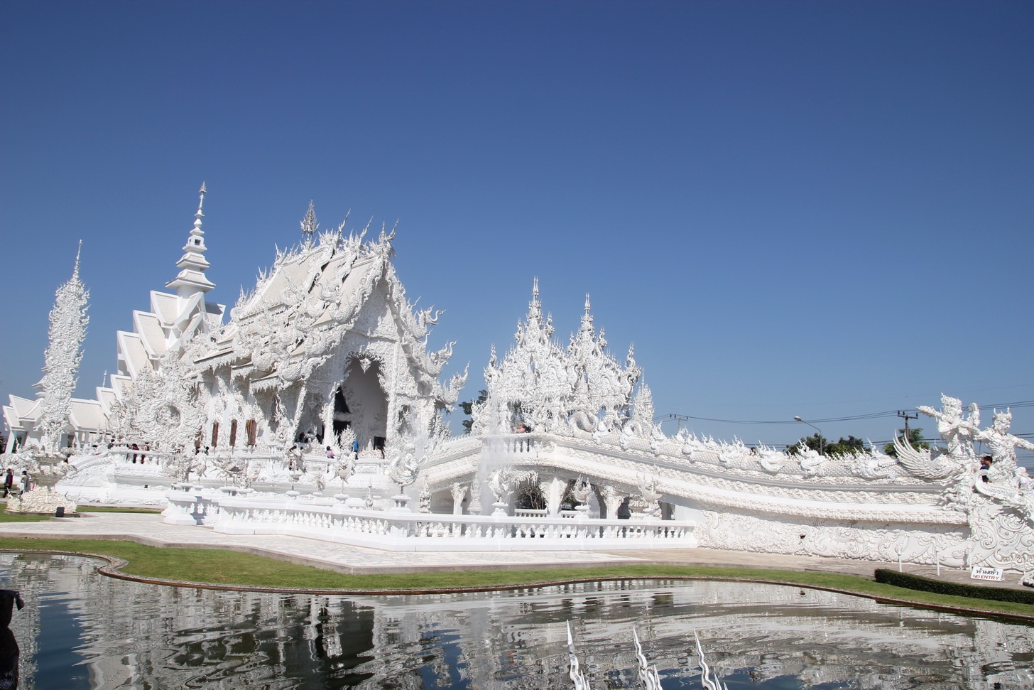 Đền trắng.