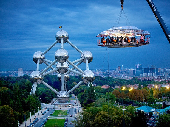 9 nha hang co vi tri doc dao nhat the gioi hinh anh