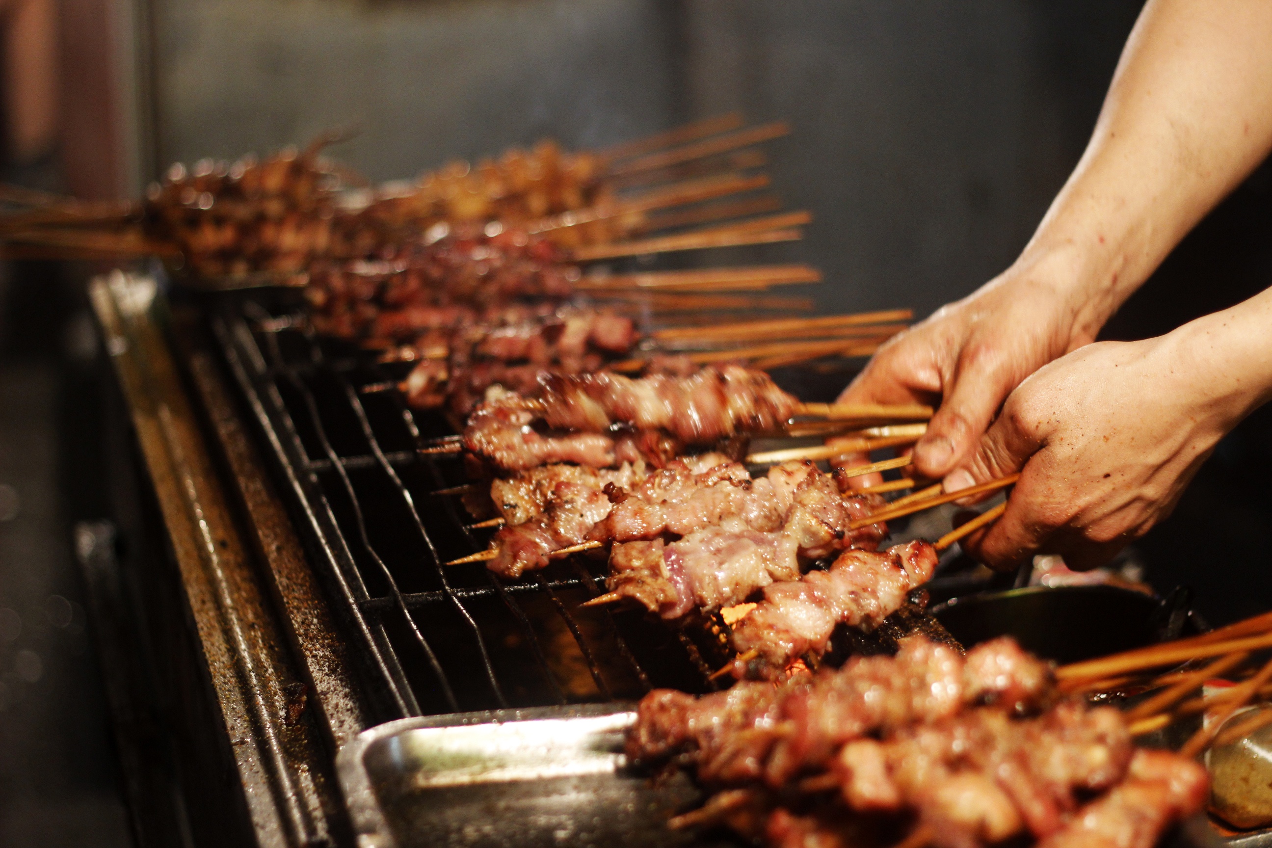 Hinh anh nhung mon an nhin la them tren pho an dem Trung Son hinh anh