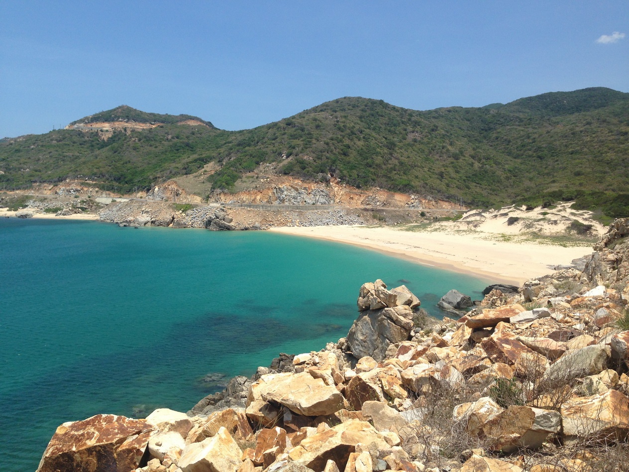 Hai thien duong du lich moi soan ngoi Binh Ba hinh anh