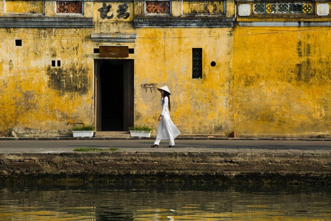 Hoi An quyen ru qua ong kinh cua nhiep anh gia Phap hinh anh
