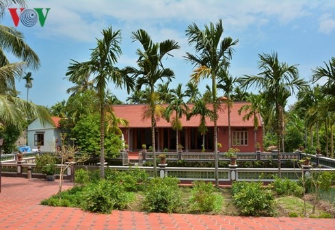 Những ngôi nhà đặc trưng Bắc bộ làm nơi nghỉ ngơi cho khách là điểm nhấn của du lịch làng quê Yên Đức.