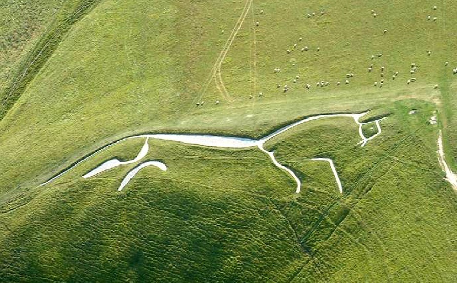 Ngua Trang Uffington hinh anh