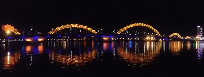 Cầu Rồng - một biểu tượng của thành phố biển Đà Nẵng.