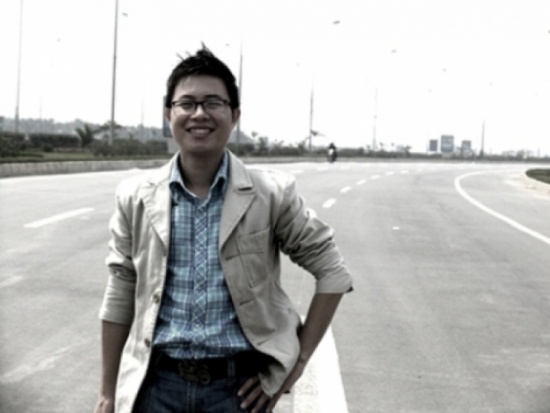 MC Lê Anh trên những chặng đường khám phá. Ảnh: TL.