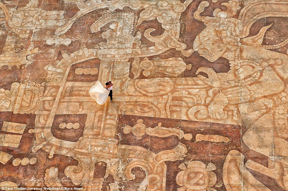 Ban tổ chức cuộc thi cho biết rất nhiều điểm đến trong số những bức ảnh dự thi rất quan trọng với các cặp đôi vì nhiều lý do.