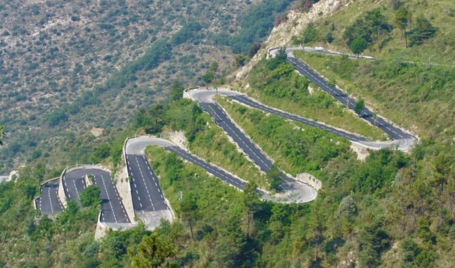 Đường Col de Turini, Pháp. Con đường 