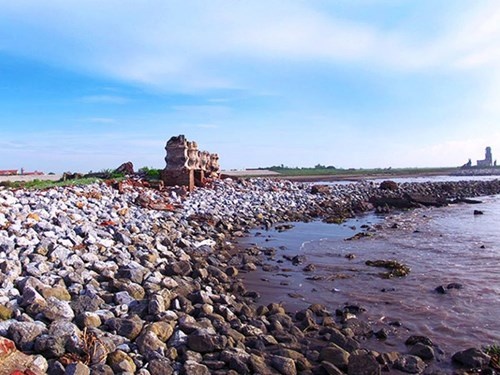 Kham pha cung duong hinh con song hinh anh