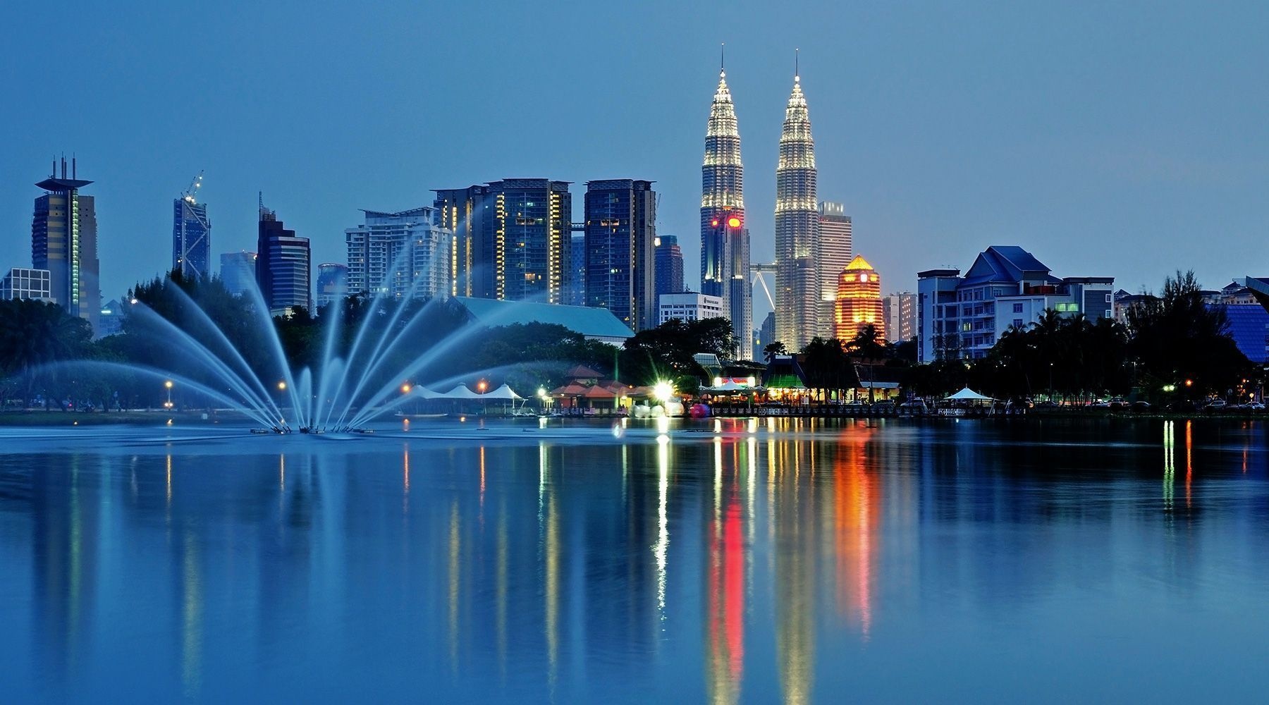 Malaysia da dang hoa san pham du lich cho khach Viet hinh anh