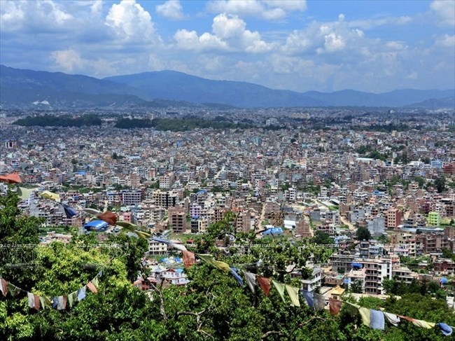 Kathmandu, nơi quyến rũ với nhiều câu chuyện kỳ bí, là thế giới biệt lập của thần linh cùng những người dân sùng tín và những ngôi đền kỳ lạ.