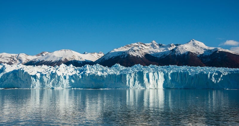 Dòng sông băng liên tục biến đổi về hình dạng, kích thước khiến cảnh quan Perito Moreno thường xuyên