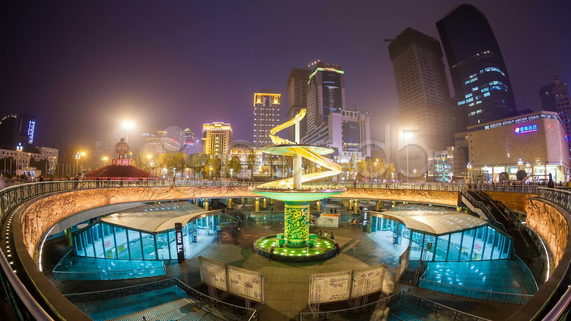 Ngày 4. Cửu Trại Câu – Thành Đô: Du khách khởi hành về Thành Đô, sau khi tới nơi cả đoàn tự do khám phá thành phố Thành Đô, xem các show diễn Xuyên Kịch để tìm hiểu về văn hóa dân gian Hán Thục của người Trung Quốc. Ảnh: Gr8stays.com.