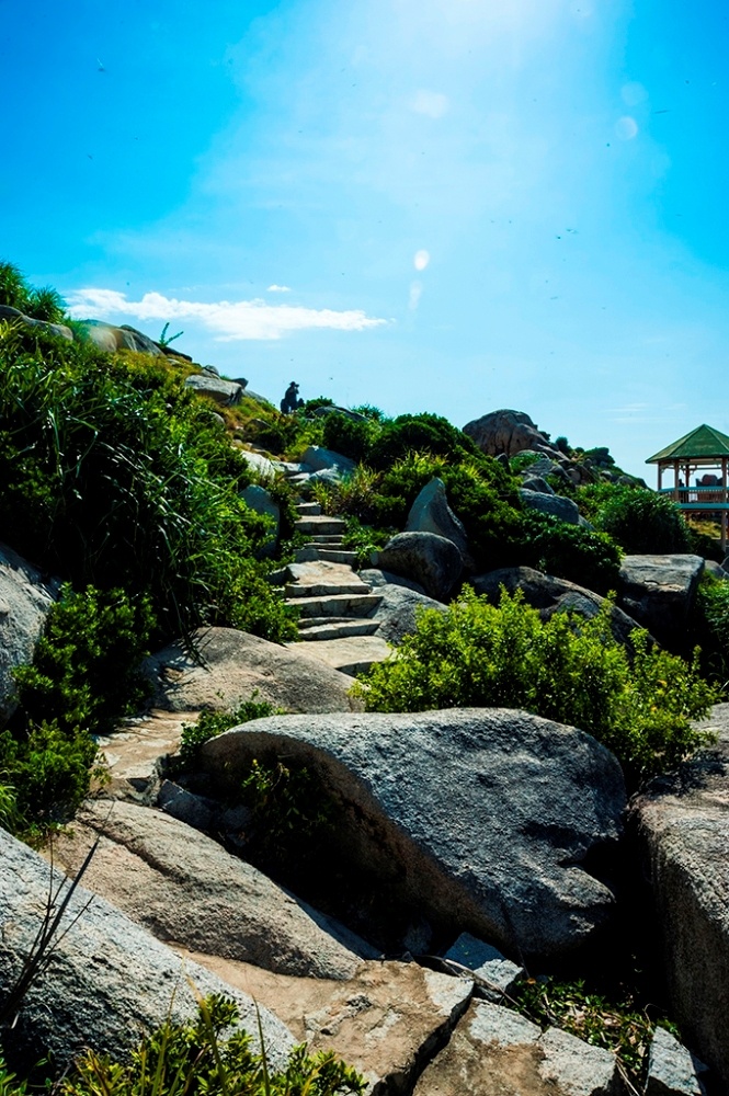 Hành trình vào điểm cực đông tốn không ít sức lực và mồ hôi nhưng cũng đầy thú vị. Ảnh: Dương Trọng Tuấn.