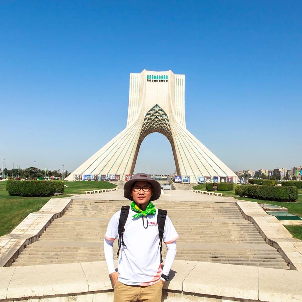 Những Bước Chân tại Iran - quốc gia để lại cho anh ấn tượng về những con người nồng hậu, nhiệt tình.