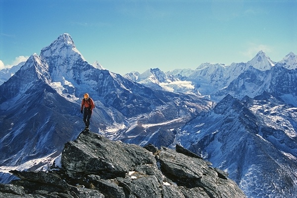 Everest là điểm đến, là đỉnh cao mà bất kỳ ai cũng muốn chinh phục một lần trong đời.