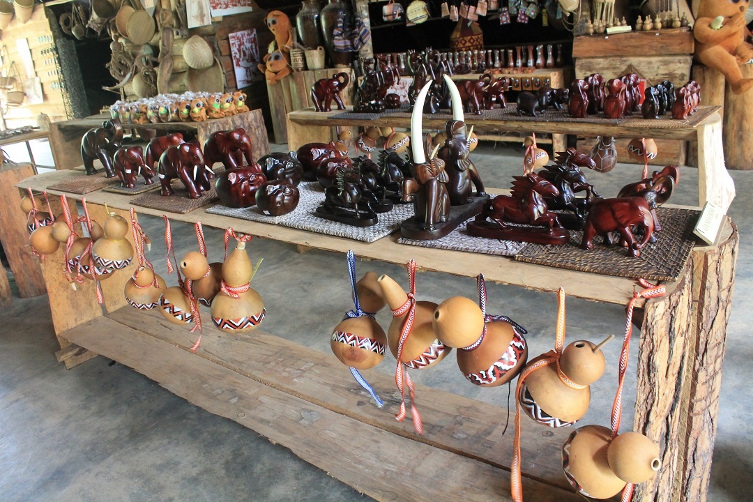 Những món quà lưu niệm đặc trưng dành cho du khách.