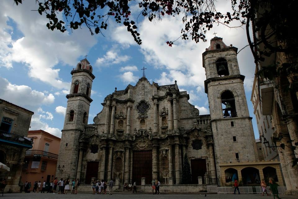 Những công trình mang lối kiến trúc cổ điển từ rất lâu đời ở Cuba còn tồn tại đến ngày nay luôn thu hút du khách về vẻ đẹp tiềm ẩn vốn có của nó.