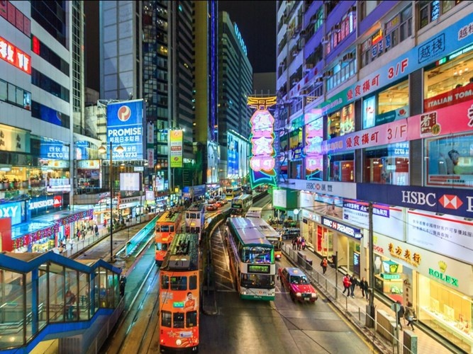 Tháng 2: Hongkong. Giá vé máy bay trung bình: <abbr class=