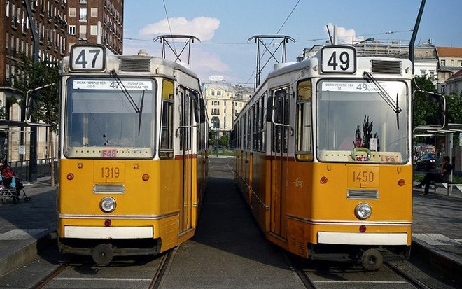 Trạm xe điện Budapest ở Hungary có từ năm 1866, và được công nhận là di sản thế giới.