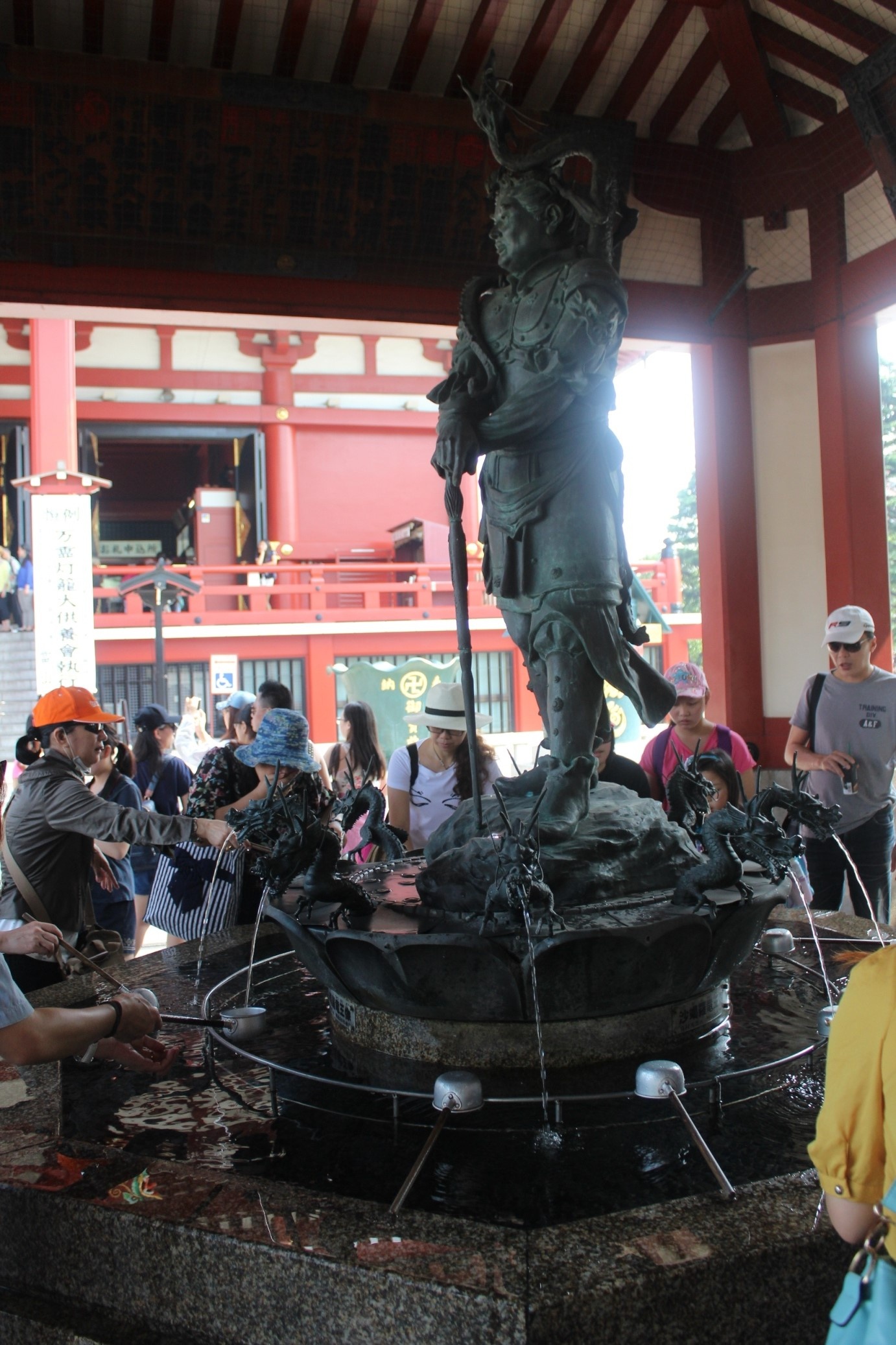 Đền Asakusa Kannon.