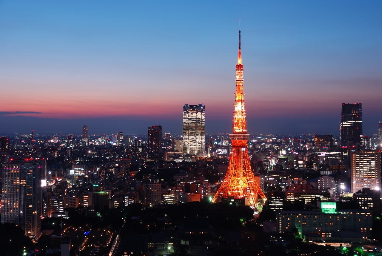 Tháp Tokyo trong đêm. Ảnh: Alljapantours.