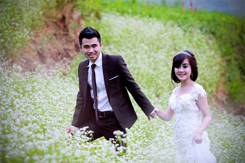 Diem chup anh cuoi o Ha Giang mua hoa tam giac mach hinh anh