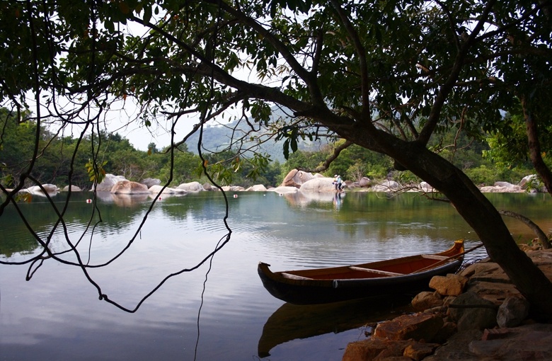 Nhung diem hap dan du khach o dat vo Binh Dinh hinh anh