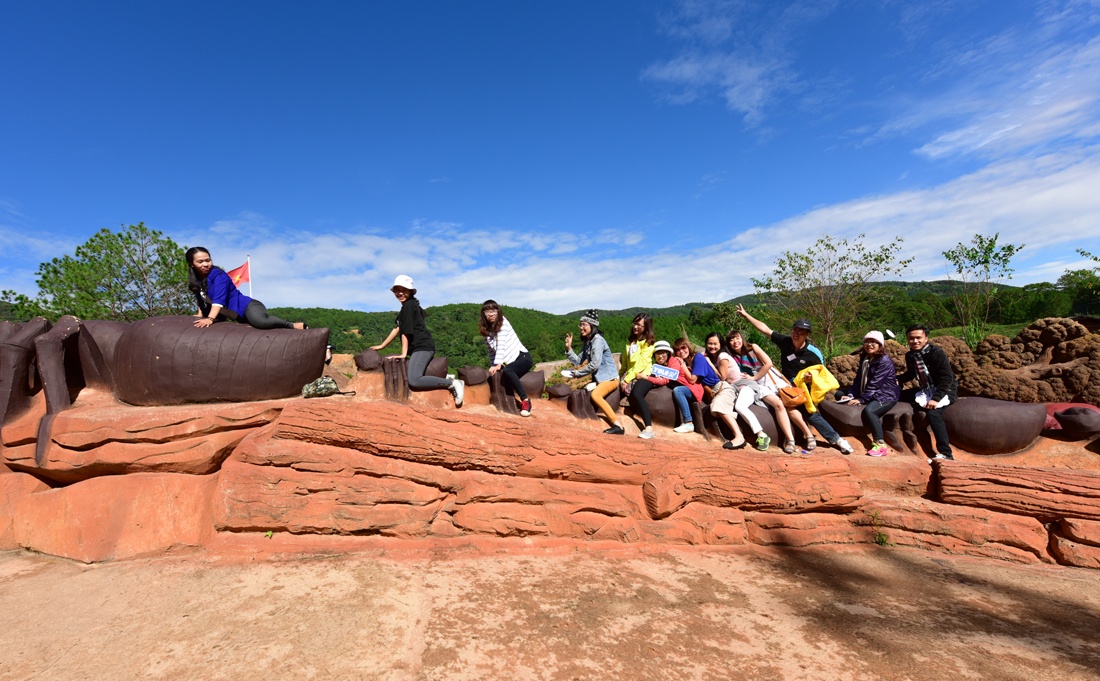 Chuyen di ket  noi cua nhung nguoi doc than hinh anh