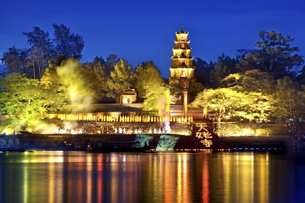 Chùa Thiên Mụ - điểm đến nổi tiếng ở Huế. Ảnh: Hueworldheritage.
