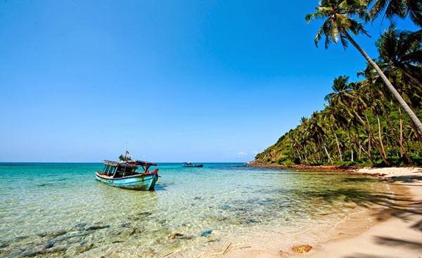 Bãi Mến hoang sơ. Ảnh: QuocKt.