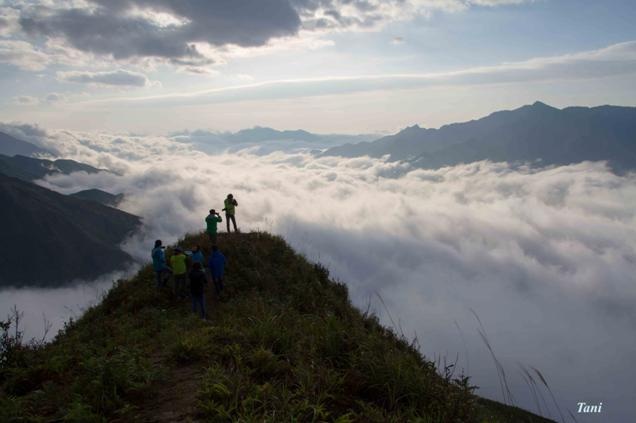 Dai duong may menh mong tren dinh Ta Xua - Son La hinh anh