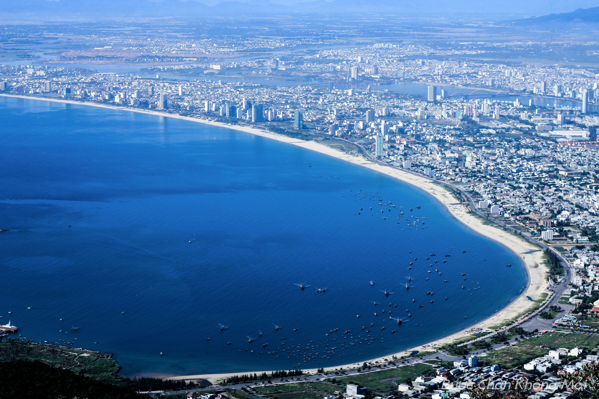 Cac diem vui choi hap dan o Da Nang dip Tet Duong lich hinh anh