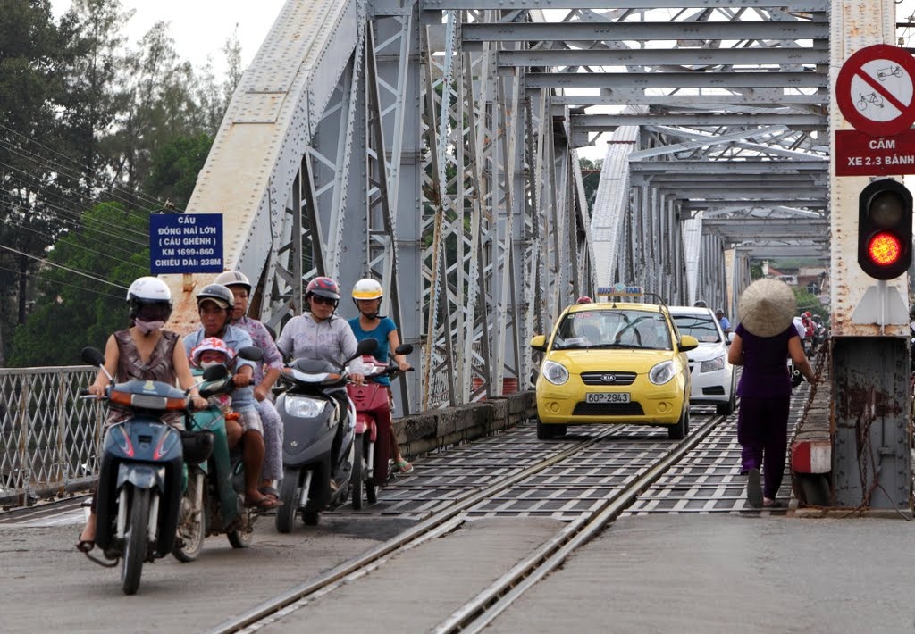 Sap Cau Ghenh o Bien Hoa anh 6