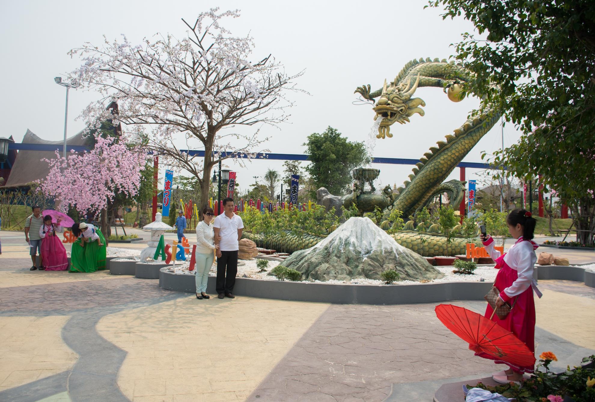 Khai mac le hoi hoa anh dao Da nang anh 4