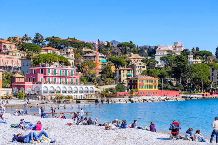 Những bãi biển đẹp nhất Châu Âu ảnh 8 Nhung bai bien dep nhat Chau Au anh 8