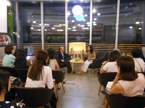 Bo me nen tra loi nhu the nao khi con bat dau hoi ve sex? hinh anh